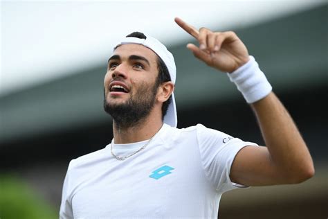 Иструменты для анализа и прогнозов ставок. LIVE Berrettini-Federer 1-6 2-6 2-6, Wimbledon 2019 in ...