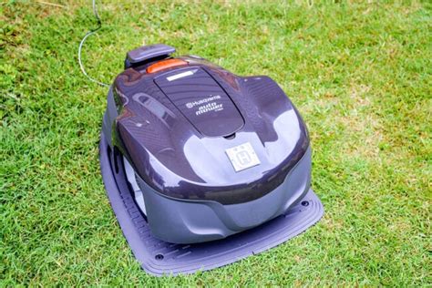 The Best Robot Lawn Mowers Of 2022 Tested By Bob Vila