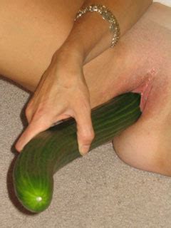Stupid Girls Eating Cucumbers The Wrong Way Crazy Amateurs