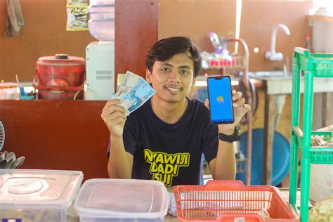 BukuWarung snags USD 60 million in new round led by Peter Thiel's Valar ...