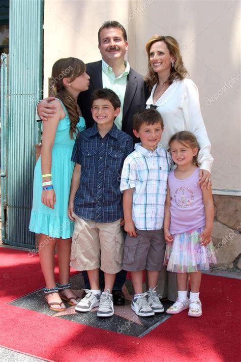 Marlee Matlin And Husband Kevin Grandalski With Children Stock