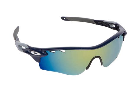 oakley s radarlock the perfect sports sunglasses for athletes