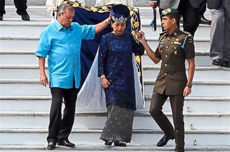 Air tangan dymm sultan johor: Kisah Puteri Sultan Perak Menjadi Permaisuri Negeri Johor ...