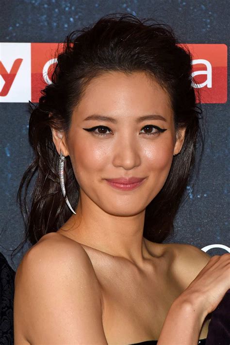 Claudia Kim Attends Fantastic Beasts The Crimes Of Grindelwald