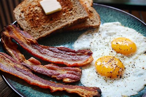 [homemade] Bacon Eggs Toast Food