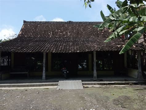 Tahun 2001 (masehi) mempunyai 15 hari libur nasional dan 6 hari cuti bersama, termasuk 8 akhir pekan panjang dan 4 hari kejepit nasional (harpitnas). Sastro Blog: Profil