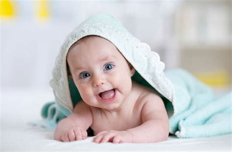 Pemilihan Nama-Nama Bayi Paling Populer Abad Ini - NUSANTARANEWS