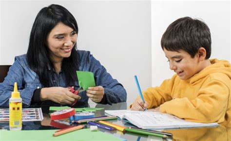 Las 6 Claves Para Ayudar A Tu Hijo Con Sus Tareas Escolares Otosection