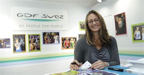 Laurent luyat et nelson monfort critiquent le tournoi féminin. Roland-Garros : Mary Pierce aux côtés de Laurent Luyat sur ...