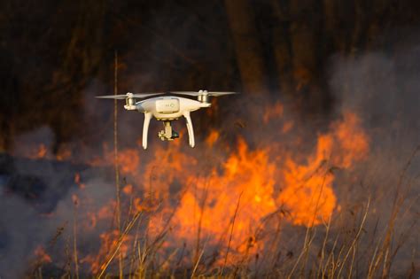 Des Drones Innovants Pour Lutter Contre Les Feux De Forêts Robotics Place