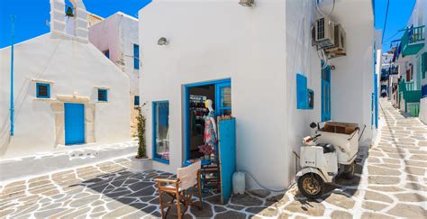 Mykonos Extortionist Attack In Matoyianni Police Officers Looking