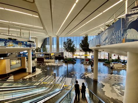 Laguardia Airport To Open Western Concourse Americans New Base Of