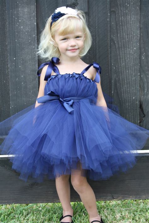 25 Fascinating And Antique Little Girls Birthday Dresses For The