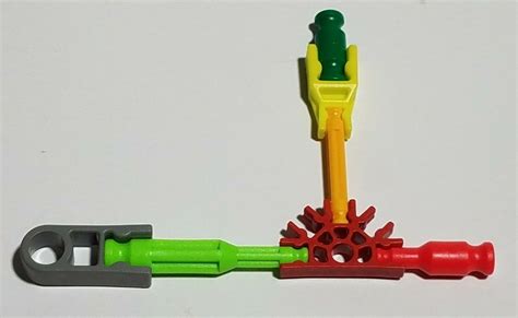 30 Micro Knex Transition Adapter Pieces Rods And Connectors Green Red