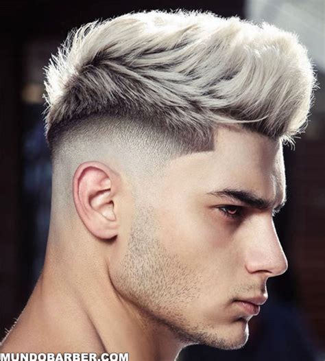El corte de cabello medio desvanecido, el mid fade, ofrece un equilibrio perfecto entre una baja y alta decoloración. Cuales son los cortes de cabello para hombres 2019 【2020】