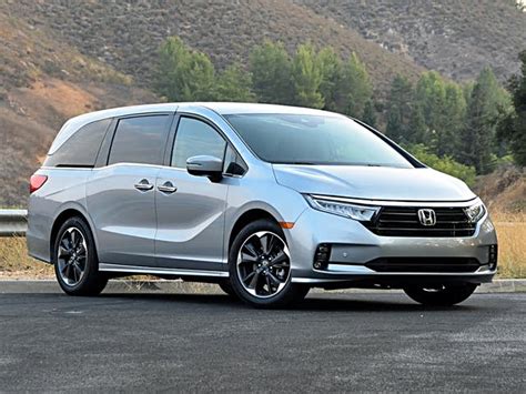 2021 honda odyssey first test—small updates, big changes. 2021 Honda Odyssey Test Drive Review - CarGurus