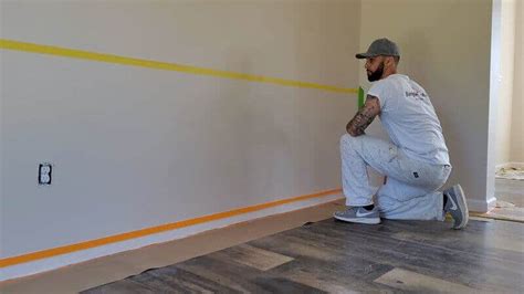 How To Paint Straight Lines And Stripes On Walls In 2020