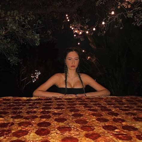 Elsie Hewitt Nude And Topless Pics And Leaked Porn Scandal Planet