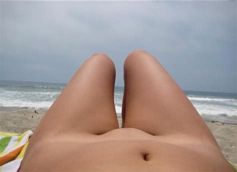 Nude Beach Selfies 2 9 Pics CLOUD HOT GIRL