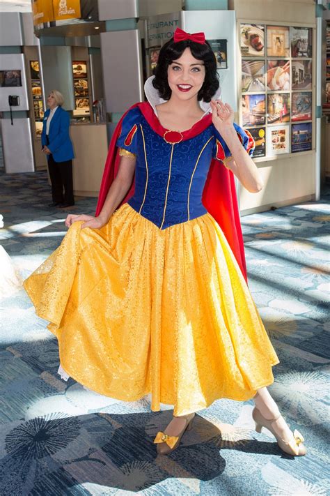 Disney News Disney Disney Princess Dresses Snow White Cosplay Outfits