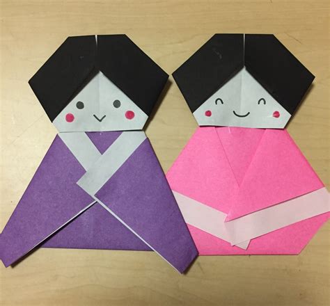 From 折(お)る (oru, to fold, stem form 折(お)り (ori)) + 紙(かみ) (kami, paper, rendaku form 紙(がみ) (gami)). 【75+】 折り紙 織姫彦星 折り方 - 壁紙 配布