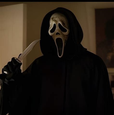 Scary Movies Scream Characters Horror Movie Characters Ghostface
