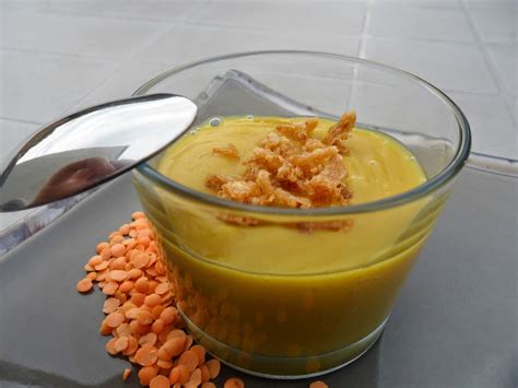Purée de lentilles corail aux épices douces et oignon frit au Thermomix