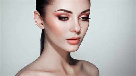 7 ways to wear coral makeup l oréal paris