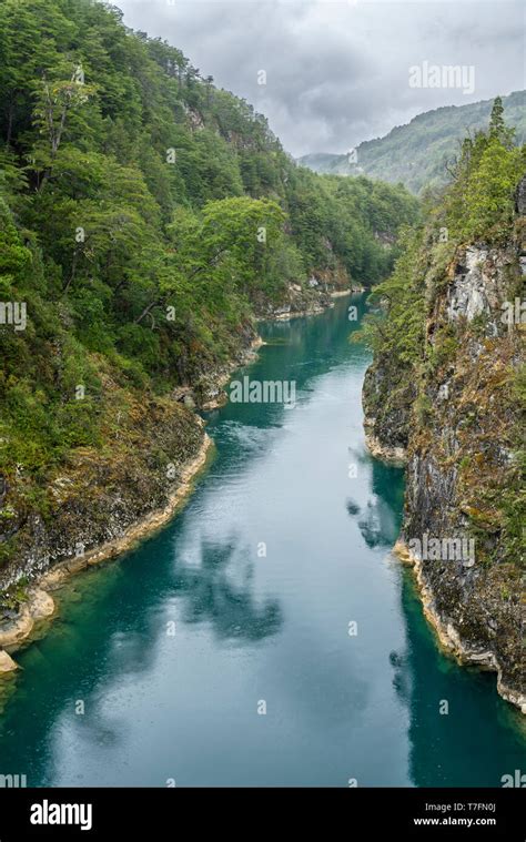 Green Water Chile Landscapes Hi Res Stock Photography And Images Alamy