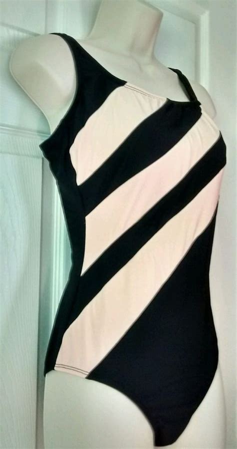 Longitude One Piece Swimsuit Size 10 Black And Pink Retails 78 One