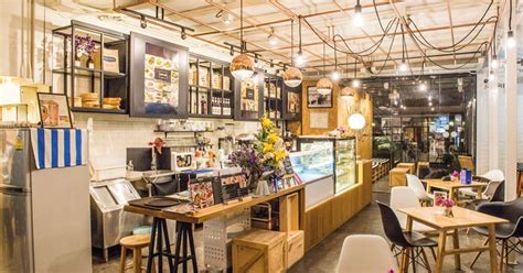 Honey straight from a hive is full of unique flavor notes based on its location and season. Seven Days Cafe & Bake House | BK Magazine Online