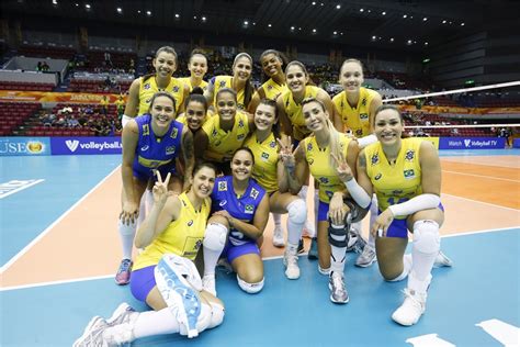 In top dieci due squadre, ciascuna composta da 3 celebrities, si affrontano in una serie di divertenti round di gioco all a scoperta dell'identità del. Calendario Mondiali volley femminile 2018, il programma e ...