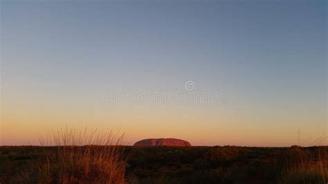 Uluru Ayers Rock Outback Australian Landmark Red Desert Landscape 4k