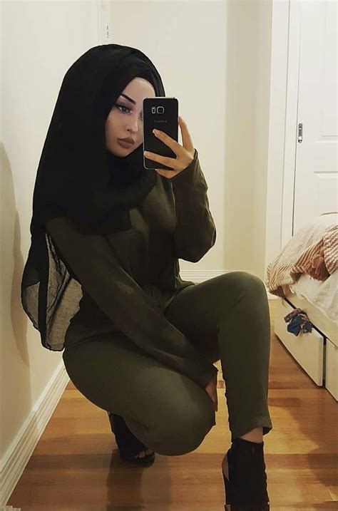 tight hijab beauty beautiful muslim women gorgeous women tights outfit hijab outfit