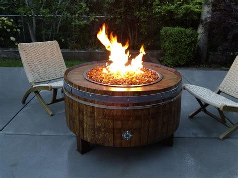 This diy fire pit is the perfect height for chatting around with friends and family on a cool evening. 35+ DIY Fire Pit Tutorials: Stay Warm And Cozy ...