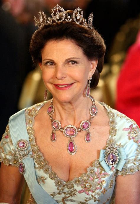 Königin Silvia – Die Schöne aus Heidelberg - FOCUS Online