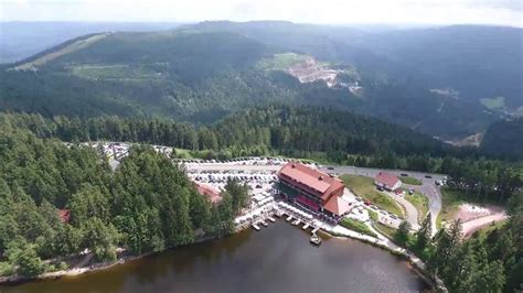 It is very popular with tourists travelling along the black forest high road. Drohnenflug Mummelsee Schwarzwald // Droneflight Mummelsee ...