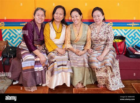 Nepalese Americans Hi Res Stock Photography And Images Alamy