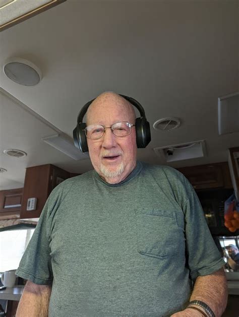 83 year old grandpa that s fucking amazing listening to frank sinatra on noise canceling