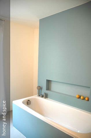 Wir schaffen uns gerne einen ort der erholung, der uns mit einer badewanne und dekorativen objekten zum verweilen einlädt. verputzte Wanne mit Ablagennische | Badewanne, Badezimmer ...