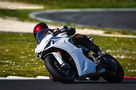 Essai Ducati Supersport 950