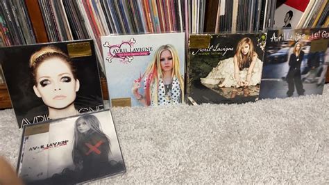 Color Avril Vinyl Of Avril Lavigne Nude Celebritynakeds Com