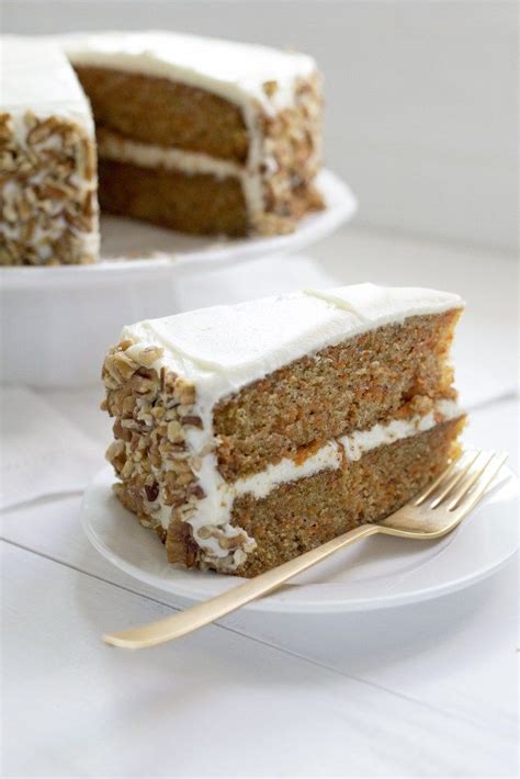 Everyone needs a good carrot cake recipe under their belt and this is all you'll ever need to make that happen! The Very Best Carrot Cake | Τούρτες, Κέικ, Συνταγές