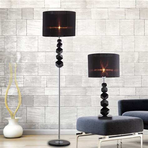 European Luxury Creative Modern Black Crystal Table Lamp