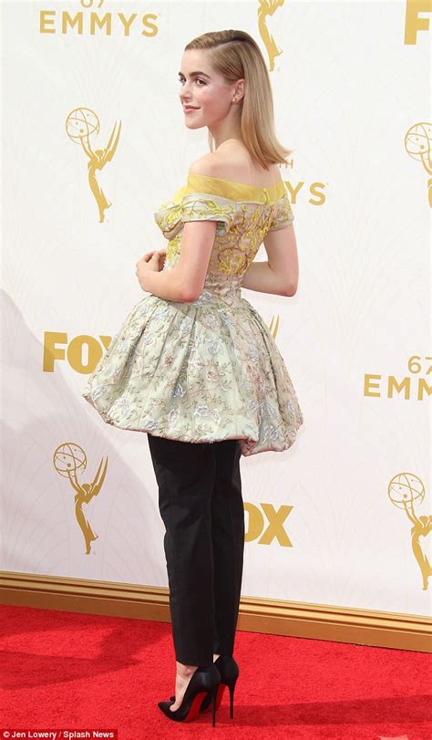 Mad Mens Kiernan Shipka Attends Emmys 2015 In Minidress Over Black