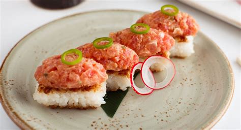 Japanese Recipe Crispy Rice With Spicy Tuna Health Magazine Blog