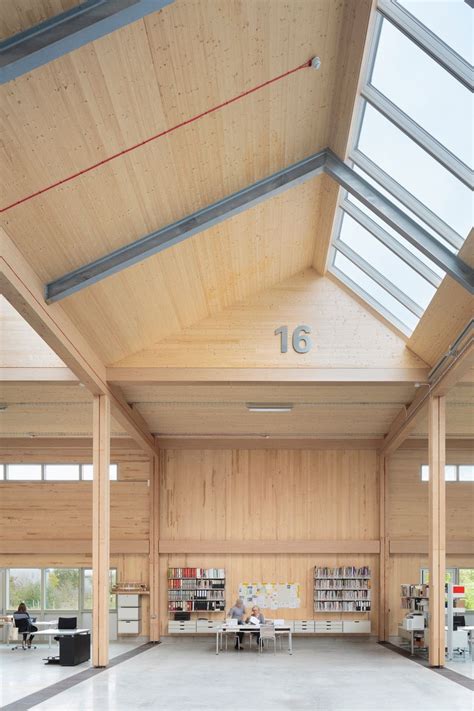 Dieter Rams in Holz - Vits -Firmensitz in Leamington Spa ...