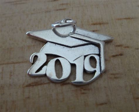 15x19mm College High School Graduation 2019 With Cap Sterling Silver