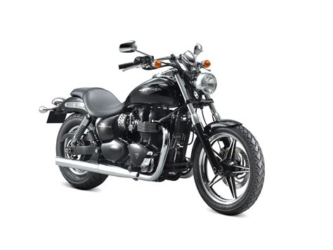 They wanted a tougher look to last year's cruiser sensation. TRIUMPH Speedmaster specs - 2010, 2011 - autoevolution