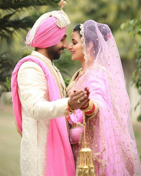 Nav Jivan Pre Wedding Poses Wedding Couple Poses Sikh Wedding Punjabi Wedding Wedding